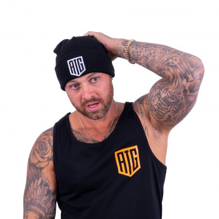 Shield Cuff beanie black